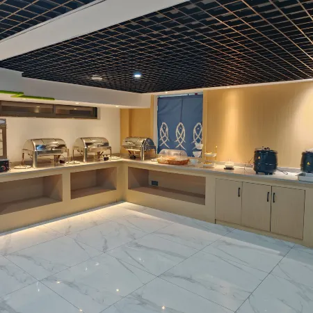GreenTree Inn Smart Select Hotel (Changxing Heping Avenue Branch)