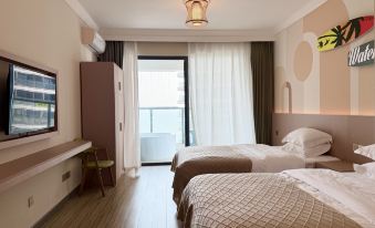 Ou Wei·Xinghai Secret Realm B&B (Yangxi Shapawan Rongsheng Yuhaiwan Store)