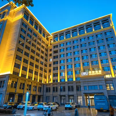 HUA QIAO Hotel Hotels near Penglai Pavilion