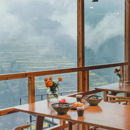 Baiyan Muyunjian Terraced Field Holiday Guesthouse