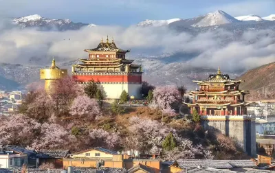 Liangxi Xiaozhu Homestay (Dukezong Ancient City Branch) Hotel in zona Chiboka Business Trade Street