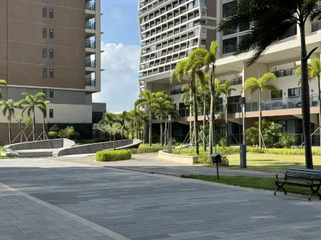 Hailingsha Starry Charm View Hotel Отели рядом с достопримечательностью «Hai Ling Island»