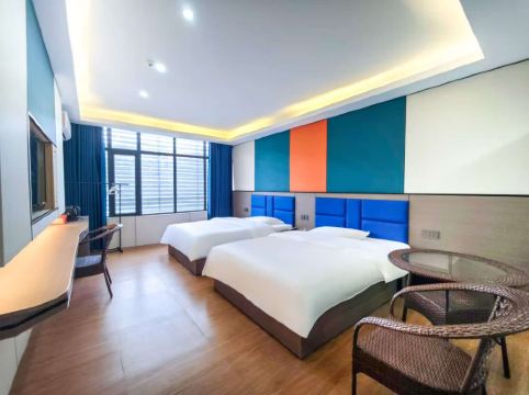 君朗假日酒店（廣州增城廣場地鐵站萬達店）