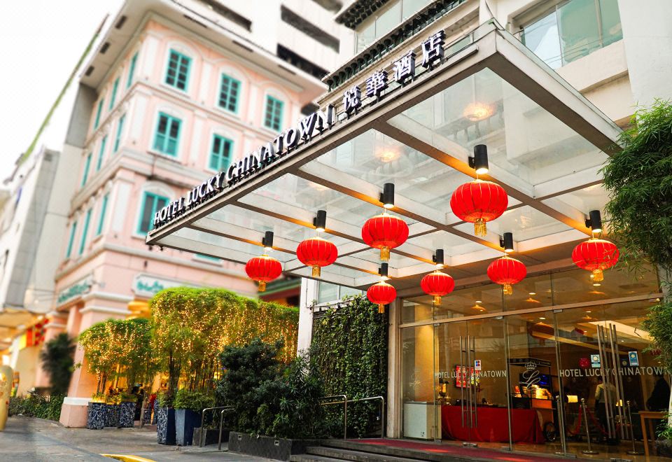3. Hotel Lu..