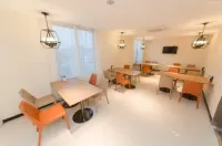 Ding Sheng Jia International Hotel