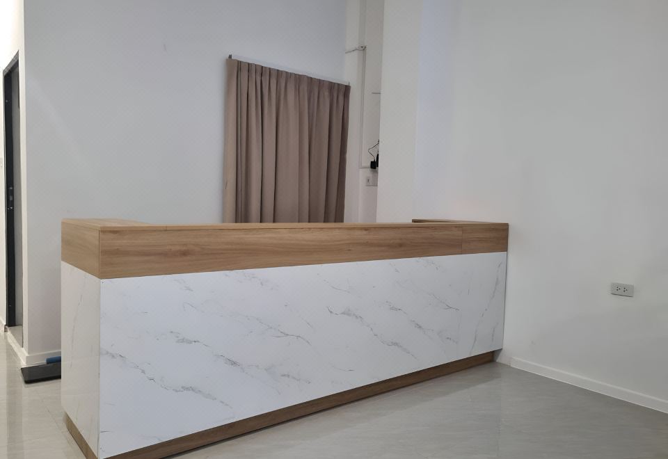 3. 루나 호스텔..