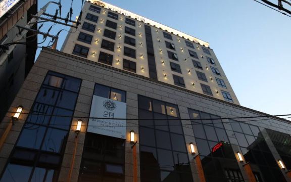 대구 2월호텔 더시그니처 동성로점