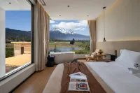 Lijiang Yunlai Snow Mountain Panoramic Resort Homestay