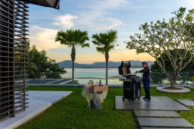 Luxury Beachfront Villas & Resort Hotels in Ban Pa Khlok