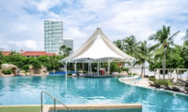 Movenpick Pool Villa by Hello Pattaya