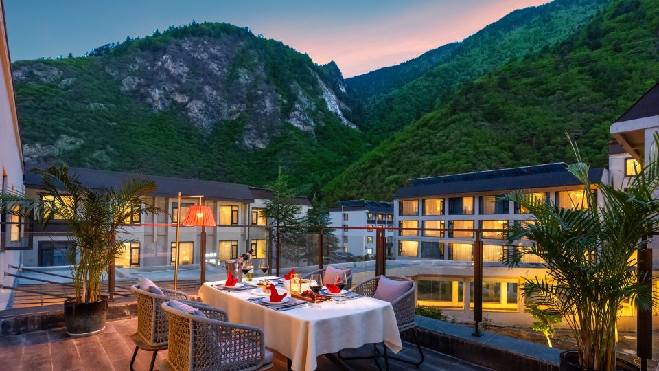 Rezen Hotel Jiuzhaigou Qianhe