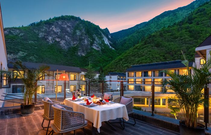 Rezen Hotel Jiuzhaigou Qianhe