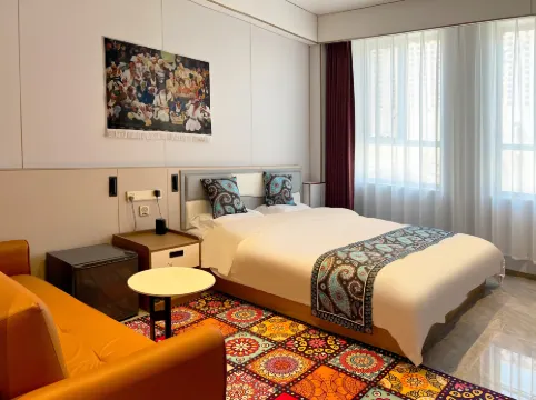 Turpan Qixin Homestay (Putao Valley Folk Village)