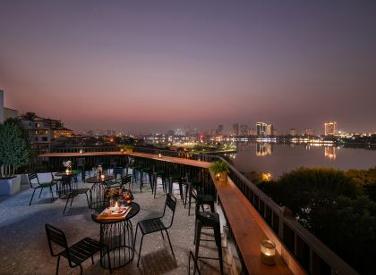 Westlake Pearl Apartment & Hotel - by Pegasy Group