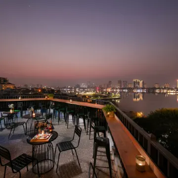 Westlake Pearl Apartment & Hotel - by Pegasy Group