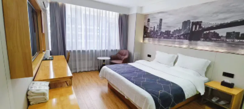 Tiantian Hotel (Lanzhou Zhongshan Bridge Xiguan Metro Station) Hotels in Lanzhou