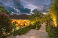 La Berceuse Resort and Villa Nusa Dua by Taritiya Collection Hotel in zona Majestic Chapel