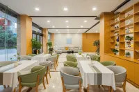 Ruisen Hotel Hotels in Jiahe