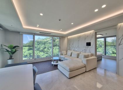 한강뷰 럭셔리 풀옵션 레지던스