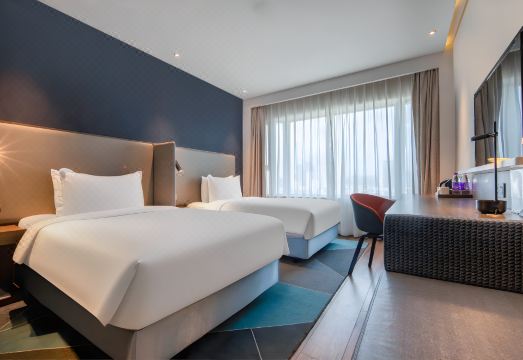 홀리데이 인 익스프레스 선전 동먼