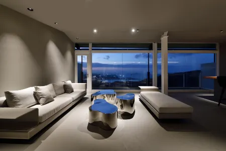 Daybreak Отели рядом с достопримечательностью «Город Небес»