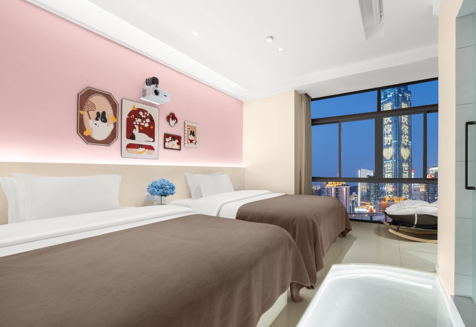 Duoduo River View Homestay에서 바라본 충칭 시내