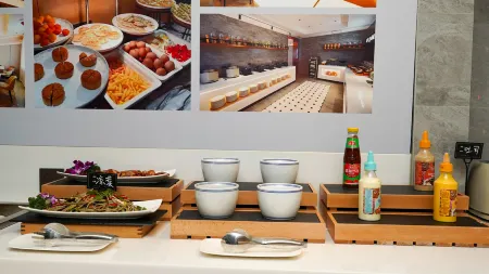 Home Selection Hotel (Beijing Communication University Guanzhuang Branch) Отели рядом с достопримечательностью «E9 Zone Innovation Works»