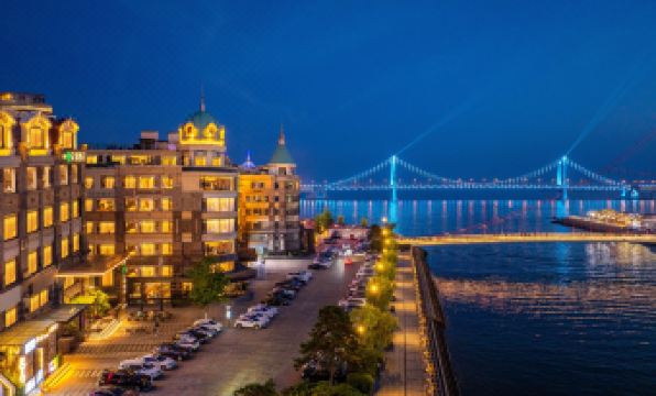 Dalian Anrong Hotel (Xinghai Square Seaview Branch)