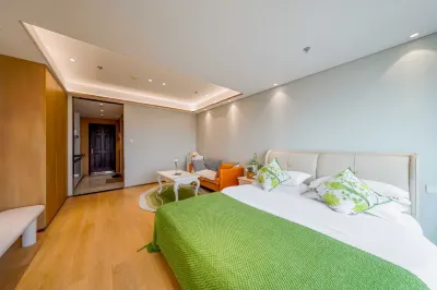 Shanting Hotel (Dalian Railway Station Dongguan Street) Hotels in People's Square and Dalian Municipal Government