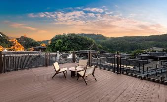 Jiuli Yunqi Homestay