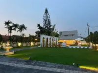 The Luxurious 2080 @ Casa Villa Hotels in 