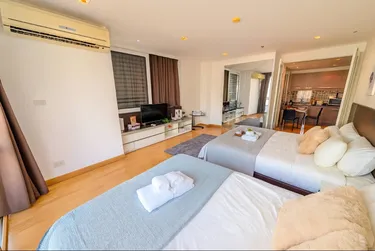 รูปภาพของTwin Comfort Stay near BTS Nana 1004