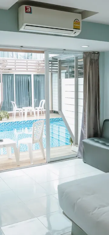 ห้องสุพีเรียร์ติดสระว่ายน้ำ(เตียงควีนไซส์)