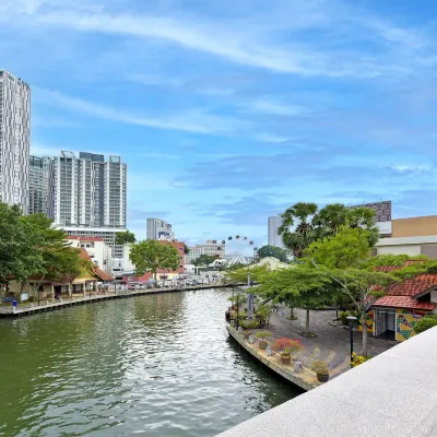 Sunday Malacca Formerly Tun Fatimah Hotels near Queen Victoria's Fountain
