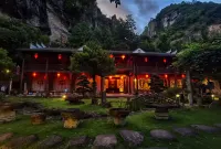 Sanshuige Boutique Hostel