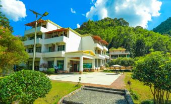 Yiyuan Ecological Resort Hotel (Longmen Nankunshan National Forest Park)