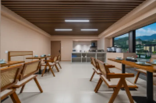 Travel Youth · L Designer Homestay