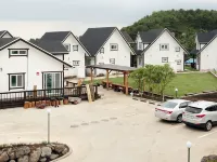 Zain Village Hotels near Soesokkak