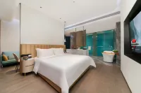 Radisson RED Dongguan BinHaiWan Bay Area