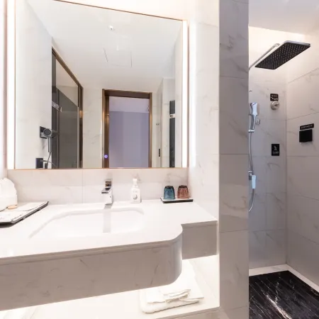 Lavande Hotel Yangjiang Baili Plaza Store