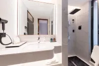 Lavande Hotel Yangjiang Baili Plaza Store