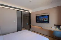 Homeinn Aifeel Hotel (Hohhot Horinger Mengniu Industrial Park Shida Shengle Campus) - parking