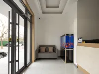 Jianying Yueju Hotel (North China University of Technology Shijingshan Amusement Park) Hotels near Shijingshan