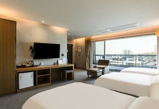 객실 리뷰 이미지 1