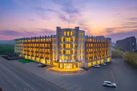 Home Inn Affiliated - Rui Emerald Cloud Hotel (Dalian Changxing Island Santang Central Street) - parking