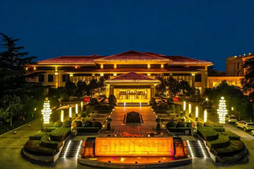 Swan Lake International Hotel