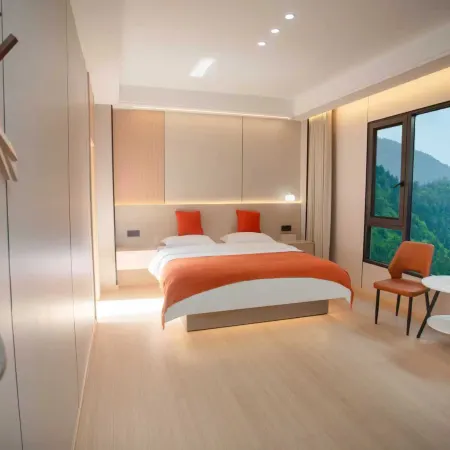 Kanshan Hidden Retreat · Ethereal · Smart Vacation Apartment (Romantic Show of Jiuzhai) Hotels in Jiuzhaigou