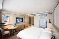 New Beacon Yiting Hotel (Huangshi Yingbin Avenue Huahu Station) - 3-Star