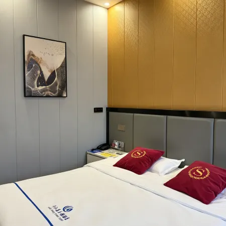 Pingyu Qianjiangyuan Theme Hotel (People's Hospital)
