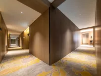 Shangdong Light Luxury Hotel (Xinbai Helan Center)